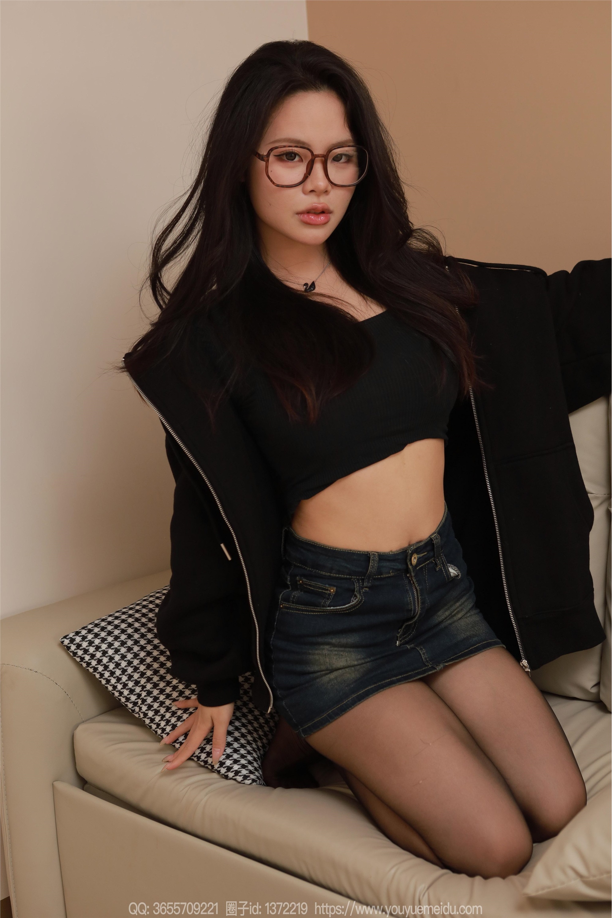 IESS异思趣向  2025.01.26 丝享家 1960 兔兔《黑丝沙发》